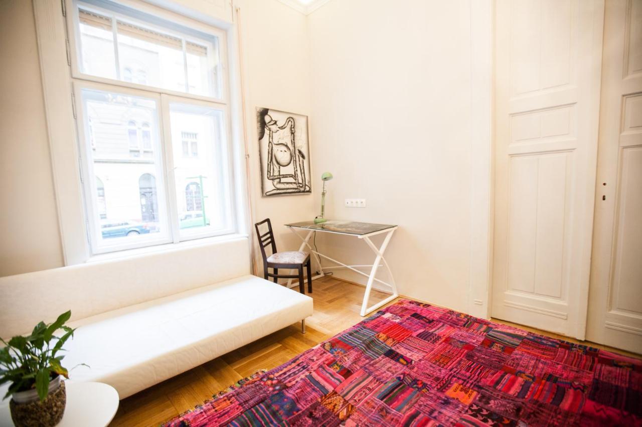 Apartment N40 By Small